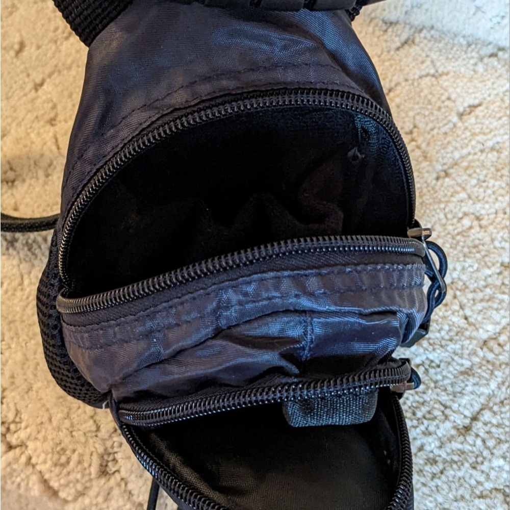 CMC Mini Day Pack ~ Backpack/Compact Carryall - Picture 4 of 5